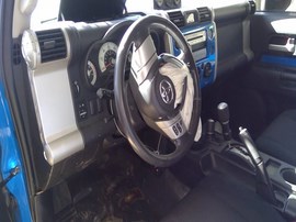 2007 TOYOTA FJ CRUISER, BLUE, 4.0L, AT, 4WD.   Z26318